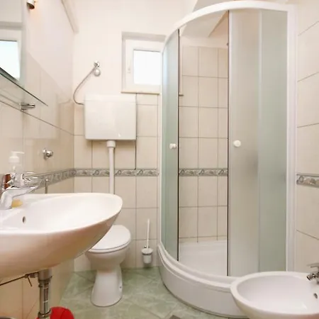 Matej Apartman *