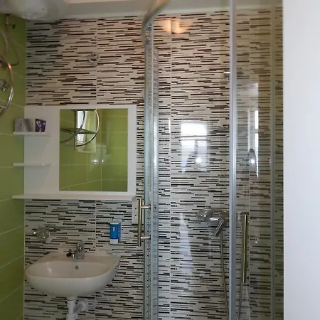 Matej Apartman *