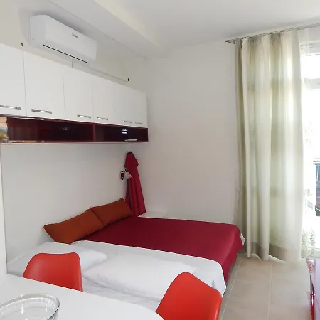 Matej Apartman *