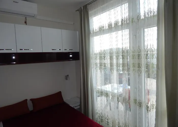 Matej Lejlighed Ražanj